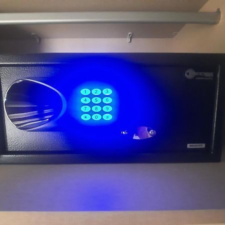 Apartman Lux-Besplatno Koriscenje Zasebne Garaze Szávaszentdemeter Kültér fotó