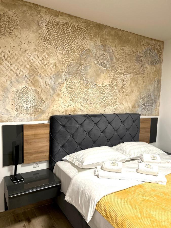 Apartman Lux-Besplatno Koriscenje Zasebne Garaze Szávaszentdemeter Kültér fotó